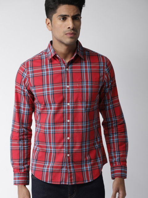 

Levis Men Red & Blue Slim Fit Checked Casual Shirt