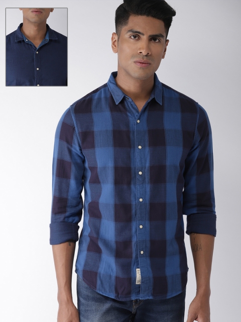 

Levis Men Blue Slim Fit Checked Reversible Shirt