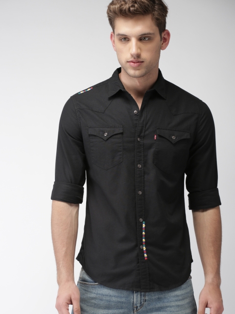 

Levis Men Black Slim Fit Solid Casual Shirt