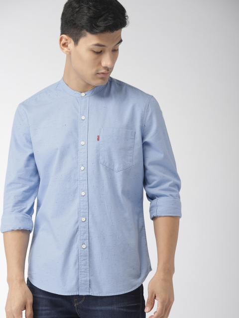 

Levis Men Blue Slim Fit Self Design Casual Shirt