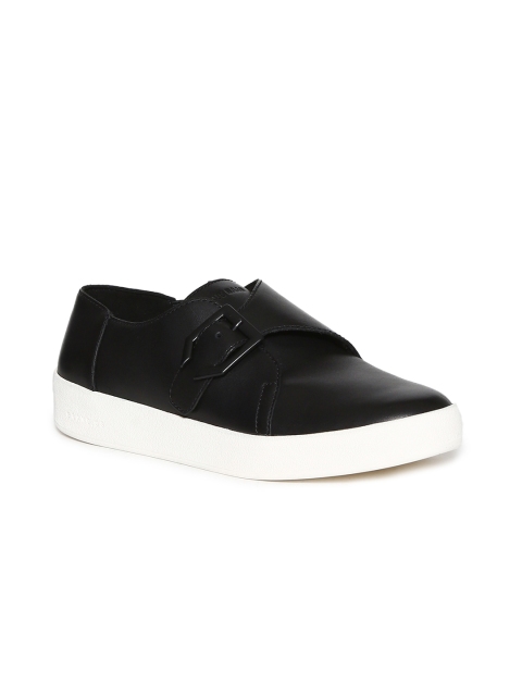 

Cole Haan Women Black Leather Sneakers