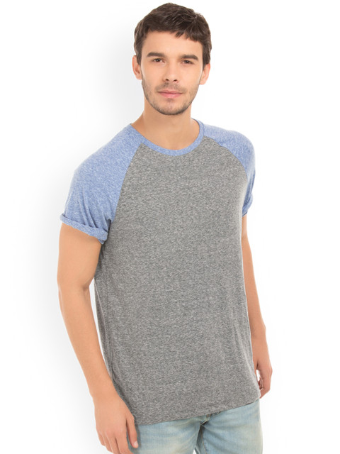 

Aeropostale Men Grey Colourblocked Round Neck T-shirt