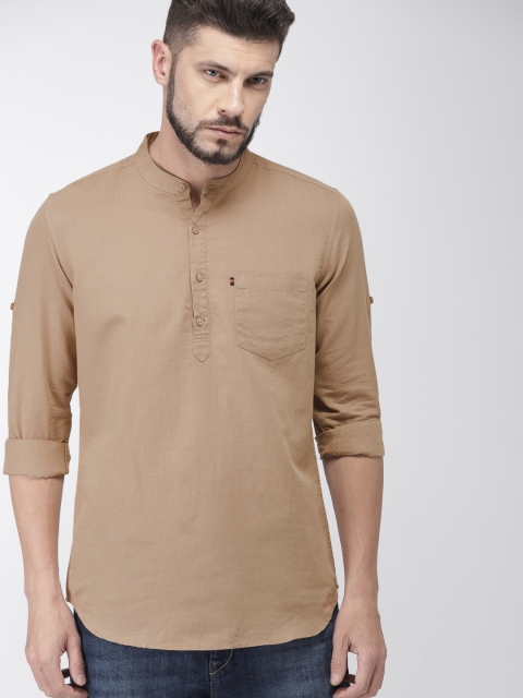 

HIGHLANDER Men Beige Slim Fit Solid Casual Shirt