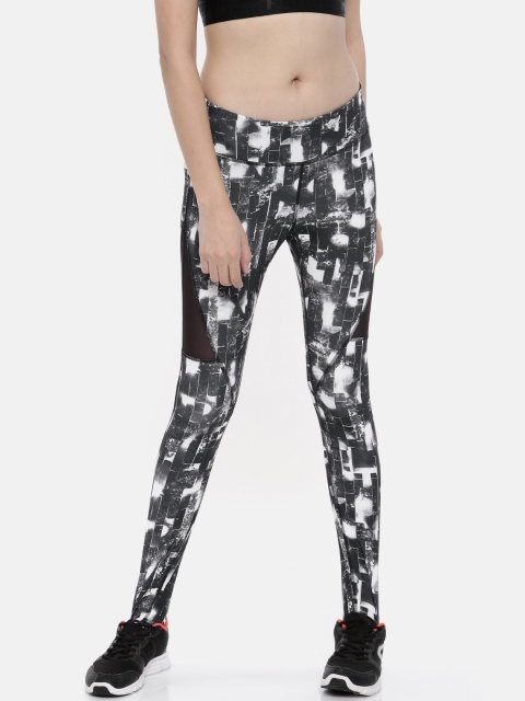 

Puma Women Black & White Printed Explosive Graphic Ankle Length Tights