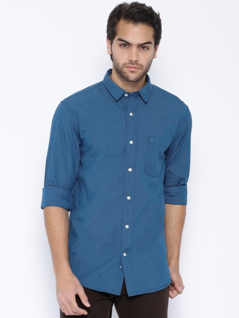 

IZOD Blue Checked Slim Fit Casual Shirt