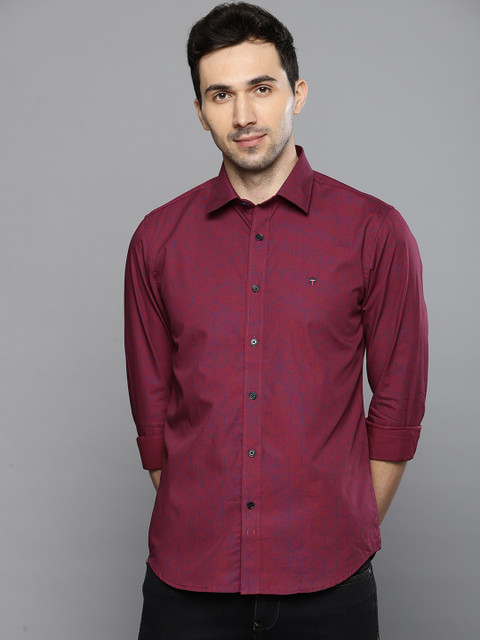 

Louis Philippe Jeans Men Pink & Blue Slim Fit Printed Casual Shirt