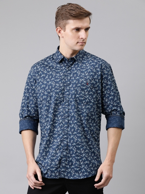 

Louis Philippe Jeans Men Blue & White Slim Fit Ditsy Floral Printed Casual Shirt