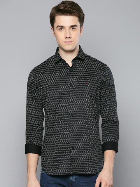 

Louis Philippe Jeans Men Black & White Slim Fit Printed Casual Shirt