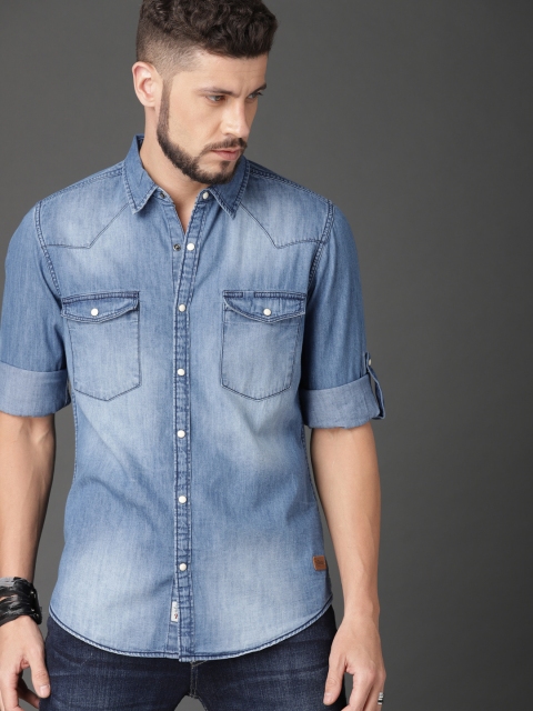 

Roadster Men Blue Regular Fit Faded Western Yoke Denim Shirt