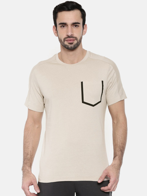 

Reebok Men Beige Solid Training Supply Move Round Neck T-shirt