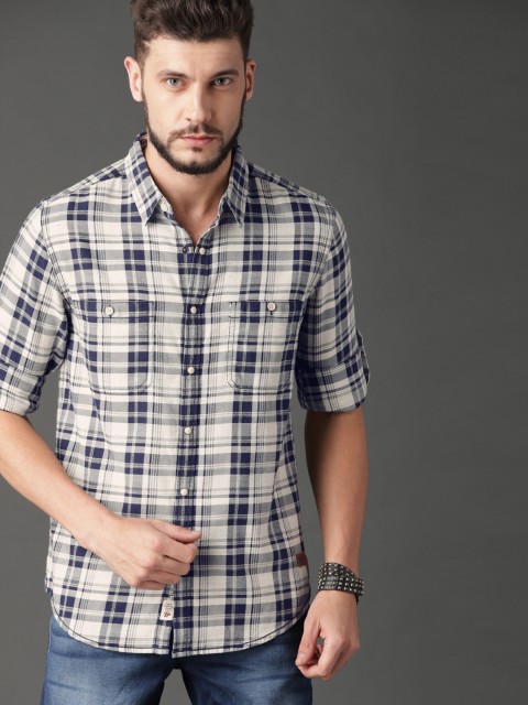 

Roadster Men Navy Blue & Off-White Fashion Checked Casual Shirt