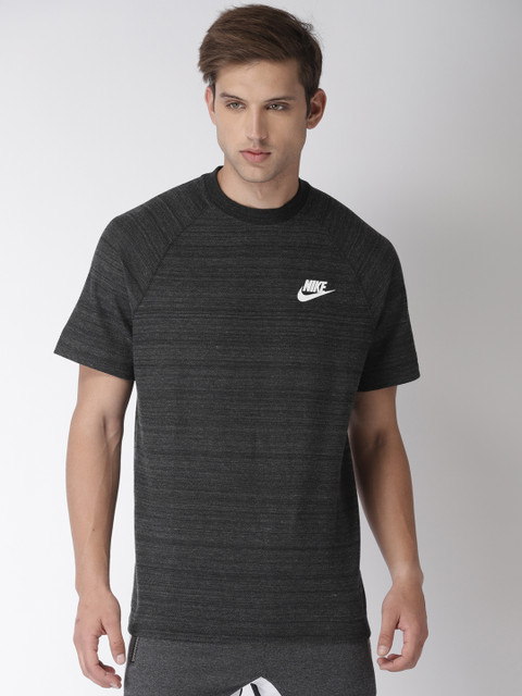 

Nike Men Black Solid Loose Fit AS M NSW AV15 Sports T-shirt