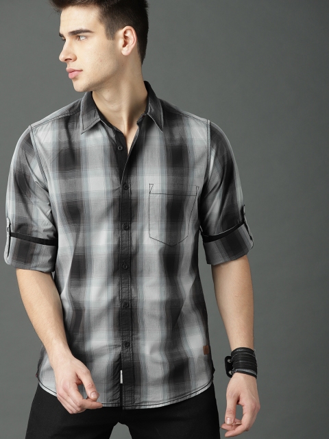 

Roadster Men Grey Regular Fit Shadow Check Twill Shirt