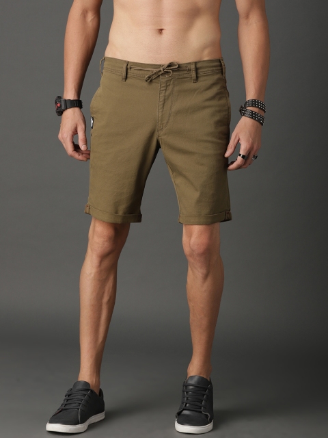

Roadster Men Olive Green Solid Regular Fit Regular Shorts