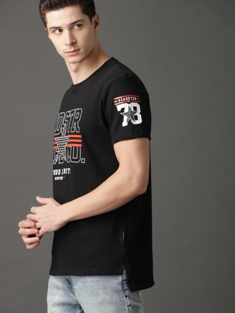 

Roadster Men Black Printed Round Neck T-shirt