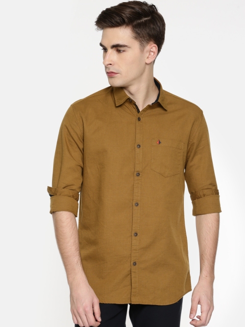 

British Club Men Brown Slim Fit Solid Casual Shirt