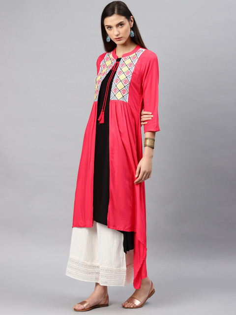 

Alena Women Coral & Black Dyed A-Line Kurta