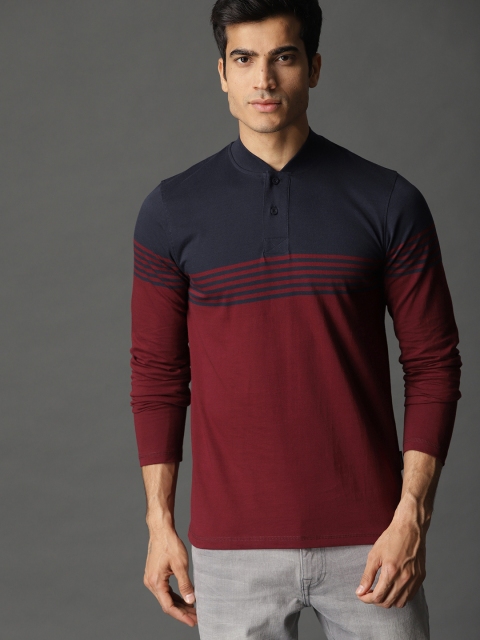 

Roadster Men Maroon & Navy Blue Colourblocked Stand Collar T-shirt