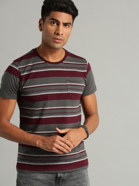 

Roadster Men Red & Grey Textured Striped Round Neck T-shirt