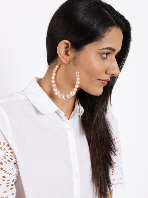 

Zaveri Pearls Gold-Toned & Pink Circular Hoop Earrings
