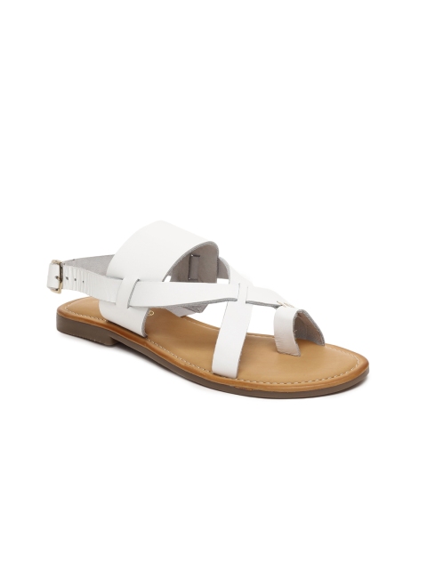 

Ruosh Women White Solid Leather One Toe Flats