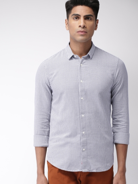 

Scotch & Soda Men White & Navy Classic Slim Fit Self Design Casual Shirt