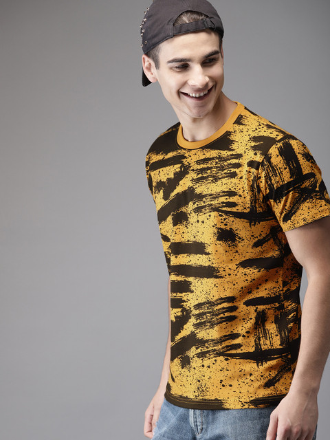 

HERE&NOW Men Mustard Yellow & Black Printed Round Neck T-shirt