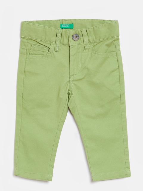 

United Colors of Benetton Boys Green Regular Fit Solid Trousers