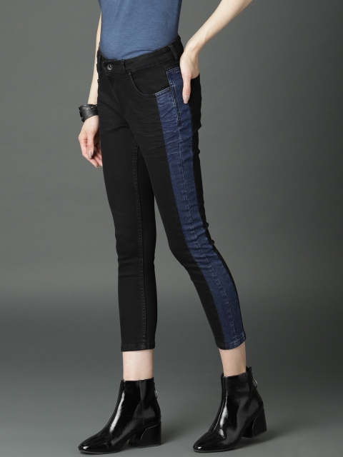 

Roadster Women Black Regular Fit Mid-Rise Clean Look Stretchable Jeans