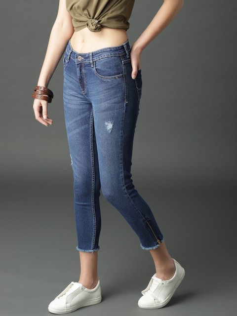 

Roadster Women Blue Skinny Fit Mid-Rise Low Distress Stretchable Cropped Jeans
