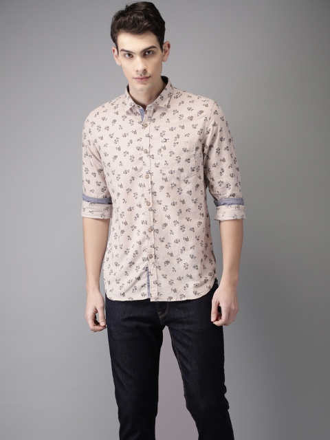 

Flying Machine Men Beige Regular Fit Printed Casual Shirt