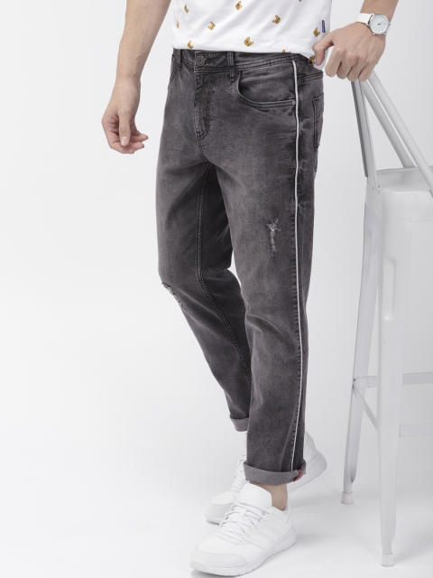 

Mast & Harbour Men Grey Slim Fit Mid-Rise Mildly Distressed Stretchable Jeans