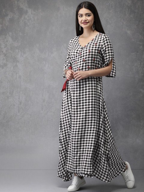 

Anouk Women Black & White Checked Fusion A-Line Kurta with Floral Embroidery