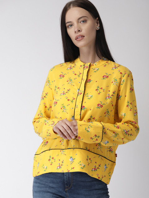 

Levis Women Yellow Printed Top