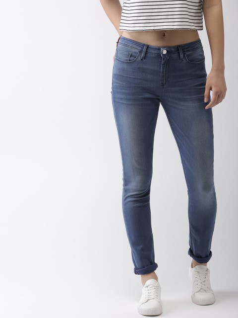

Levis Women Blue 711 Skinny Fit Mid-Rise Clean Look Jeans