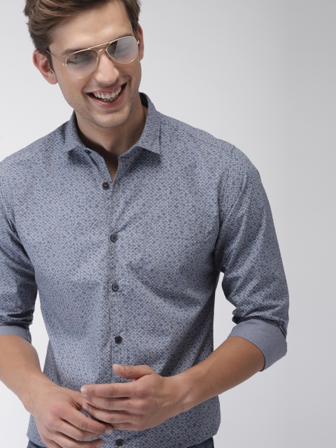 

Mast & Harbour Men Grey & Blue Regular Fit Printed Casual Shirt