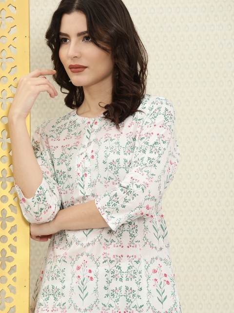 

House of Pataudi Women White & Green Printed Kurta with Churidar