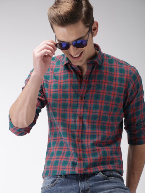 

Mast & Harbour Men Green & Orange Regular Fit Checked Casual Shirt