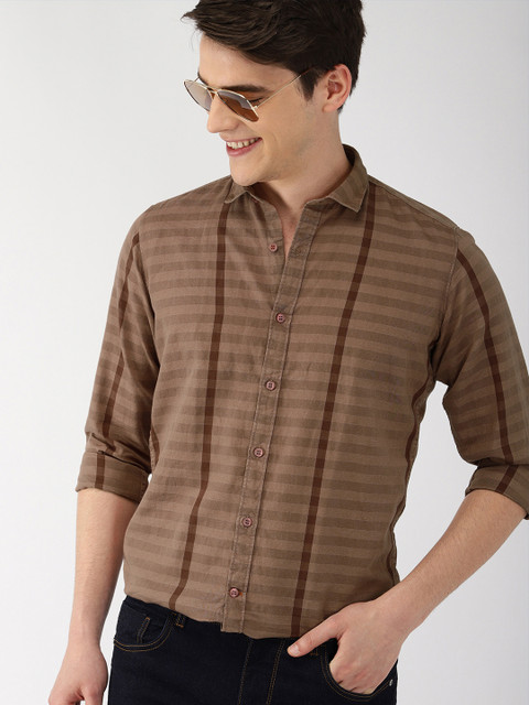 

Mast & Harbour Men Brown Regular Fit Striped Casual Shirt