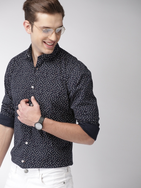 

Mast & Harbour Men Navy Blue Slim Fit Printed Casual Shirt