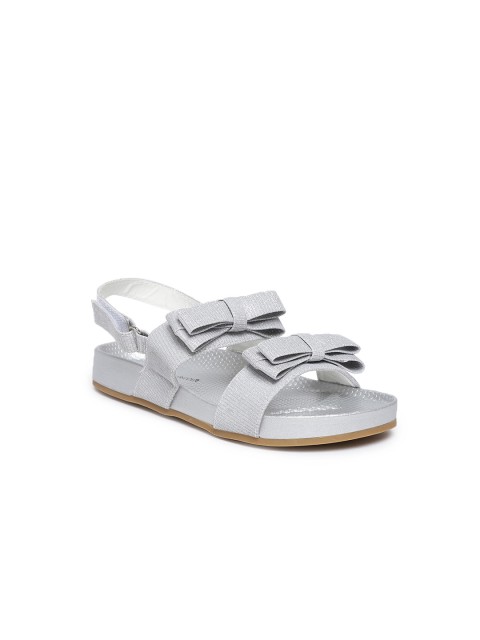 

Fame Forever by Lifestyle Girls Silver-Toned Embellished Open Toe Flats