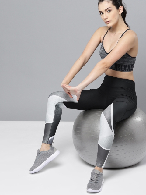 

UNDER ARMOUR Women Black & White Printed Vanish Glass Lens Tights
