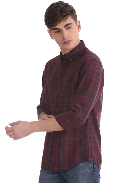 

Aeropostale Men Red & Navy Slim Fit Checked Casual Shirt