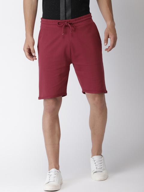 

Mast & Harbour Men Maroon Solid Regular Fit Regular Shorts