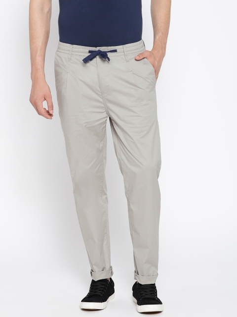 

Pepe Jeans Men Grey Solid Regular Trousers