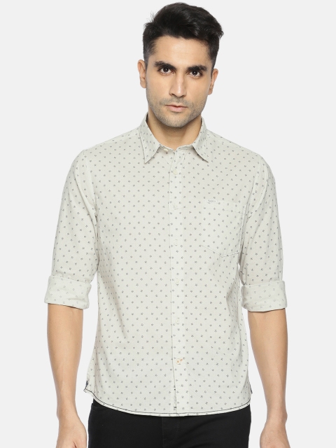 

Pepe Jeans Men Beige KENNETH Regular Fit Printed Casual Shirt
