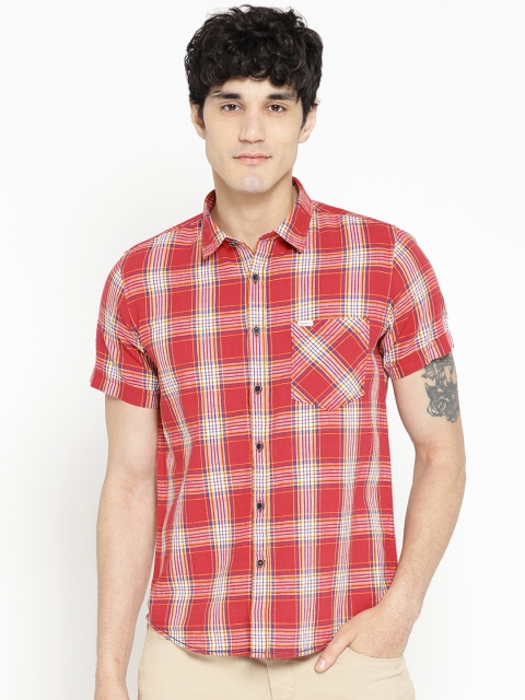 

Pepe Jeans Men Red & Blue Regular Fit Checked Casual Shirt