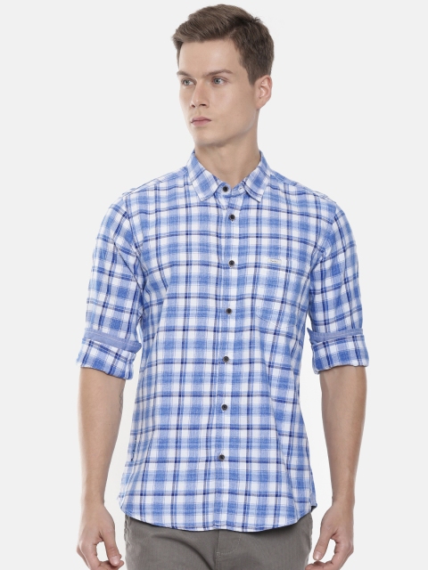 

Pepe Jeans Men Blue & White Regular Fit Checked Casual Shirt