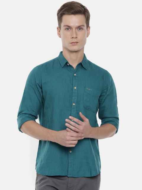 

Pepe Jeans Men Teal Green Regular Fit Solid Casual Linen Shirt