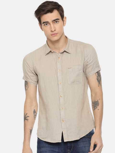 

Pepe Jeans Men Beige Regular Fit Solid Linen Casual Shirt